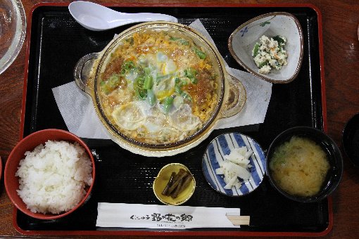 カツとじ定食：１０００円